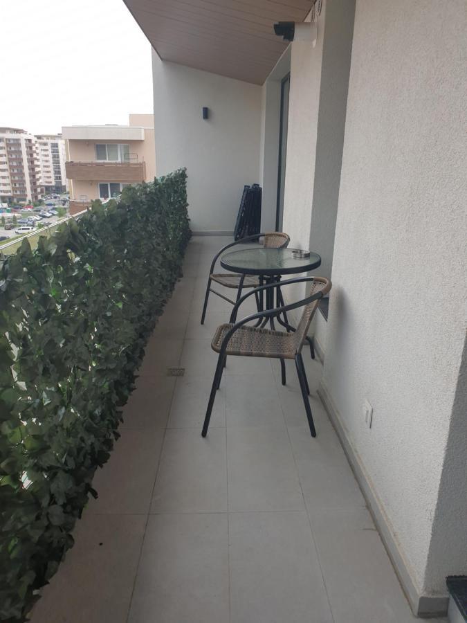 Qualis Apartament Brasov Bagian luar foto